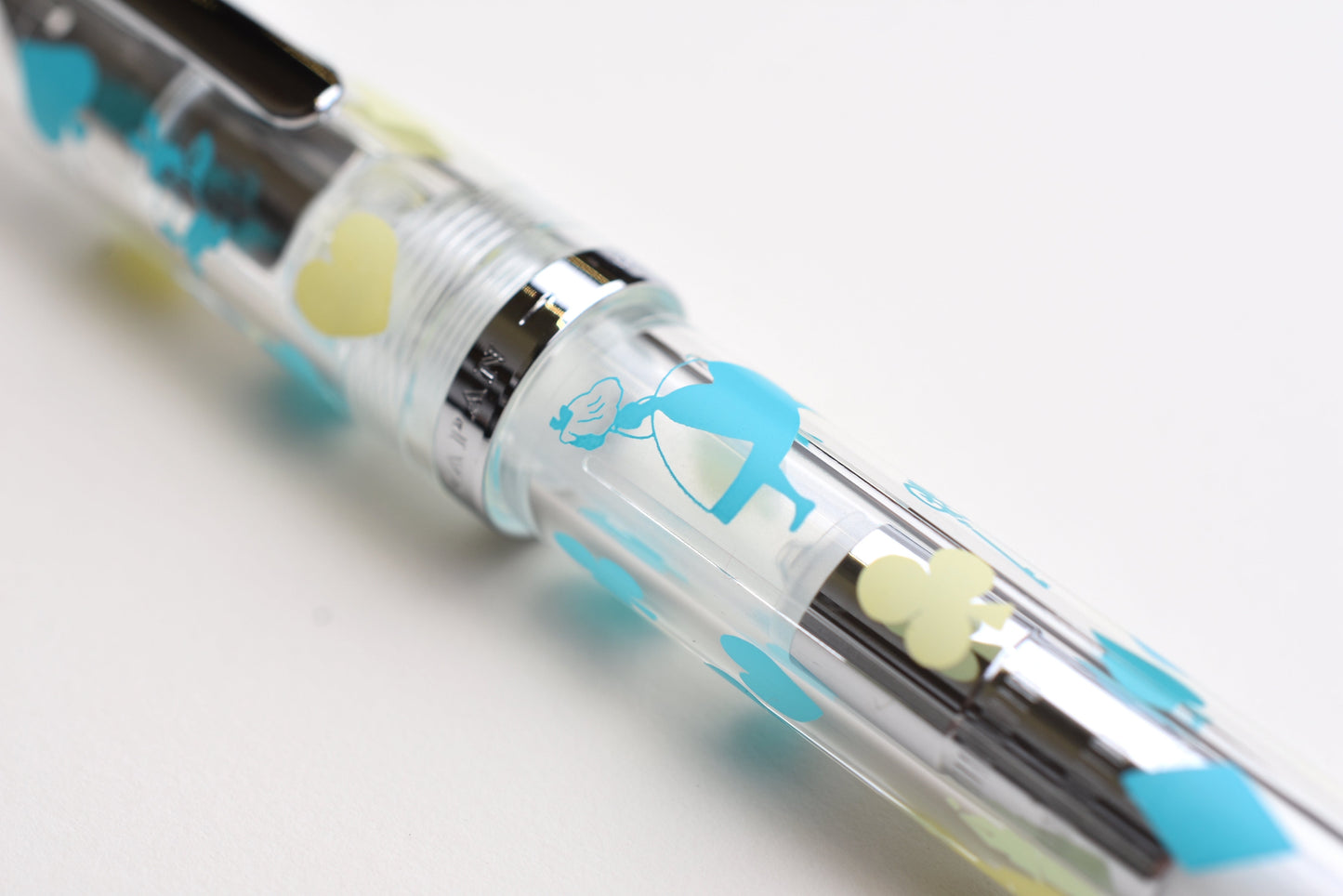 BUNGUBOX Original Fountain Pen - Alice in Wonderland - White & Blue