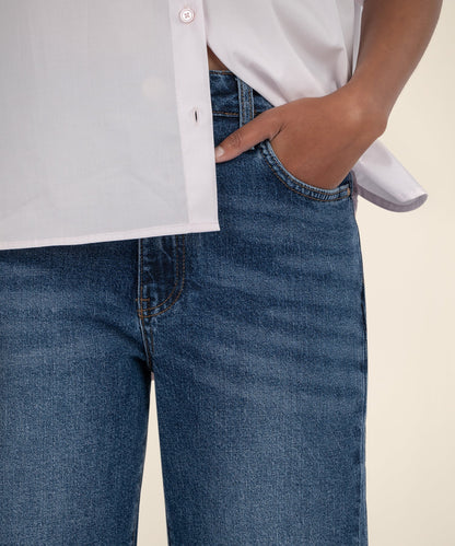 Ashley Moderate Dark wash slouchy jean