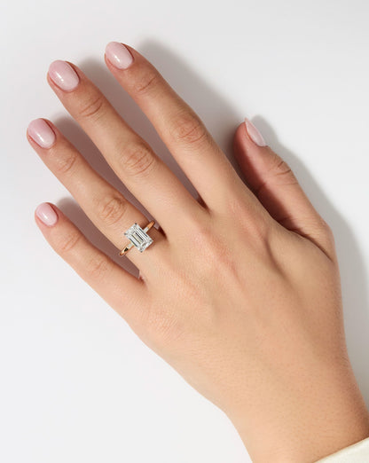 3.13 Emerald Lab Diamond in Cloud Inlay Baguette