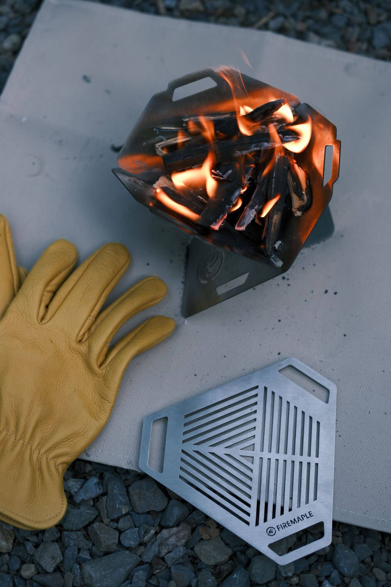 FIREMAPLE Card-Style Fire Pit Mini